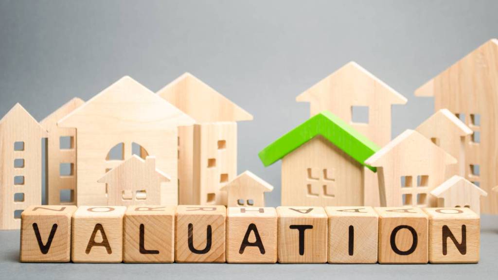 How do Property Valuations Impact your Refinance?