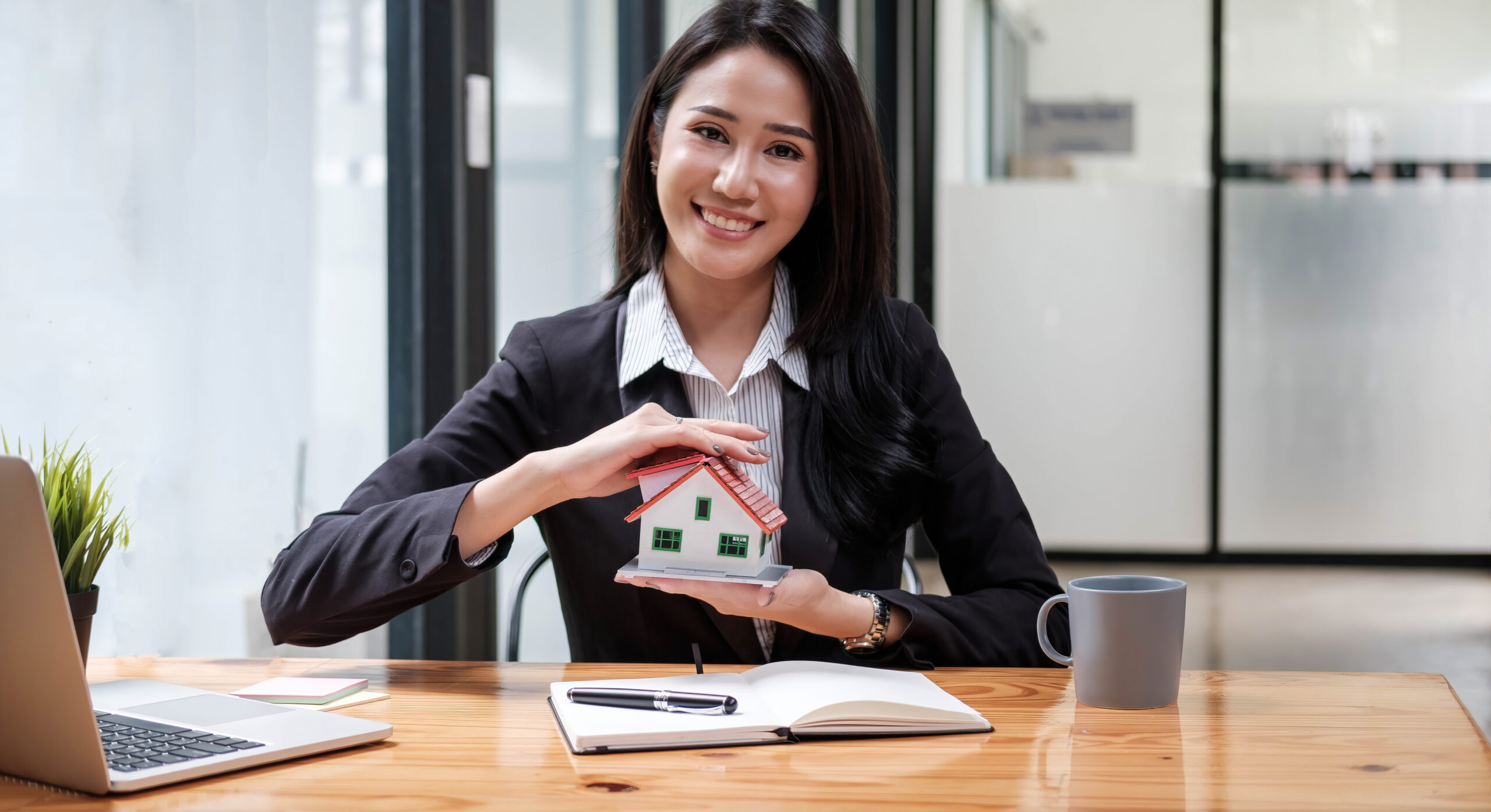Using a Mortgage Broker vs. Going Directly to a Bank